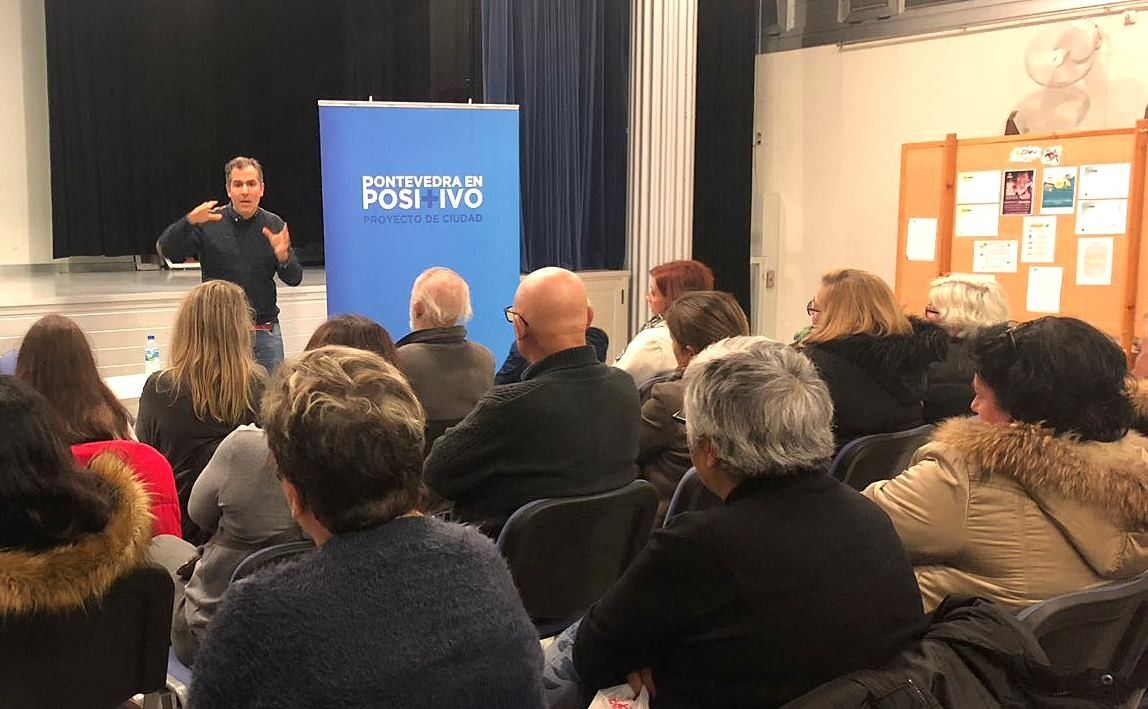 Rafa Domínguez, do PP, nun acto en Monte Porreiro