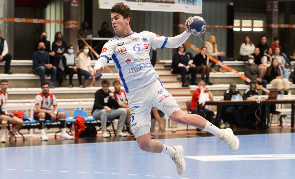 Partido de División Honra Prata entre Cisne e Puerto Sagunto