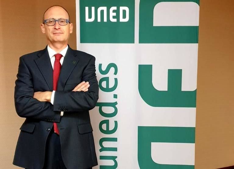 Víctor M. González Sánchez, director do Centro Asociado de Pontevedra e do Campus Noroeste da UNED