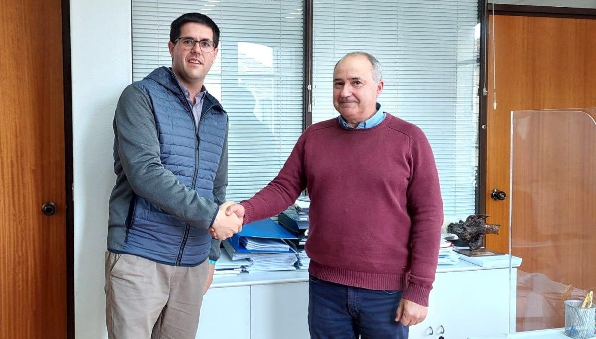 Moraña firma un convenio con la organización del Rally de Pontevedra