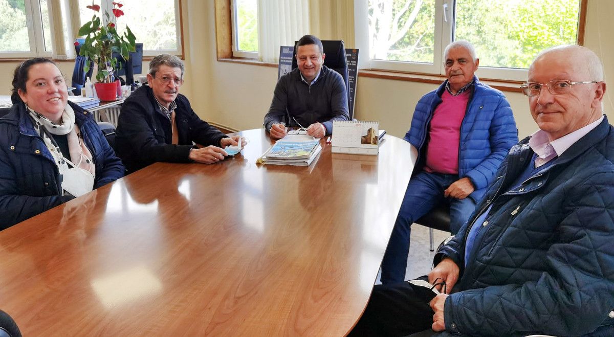 Manuel Campos coa Asociación de Emigrantes Retornados Ulla-Umia 