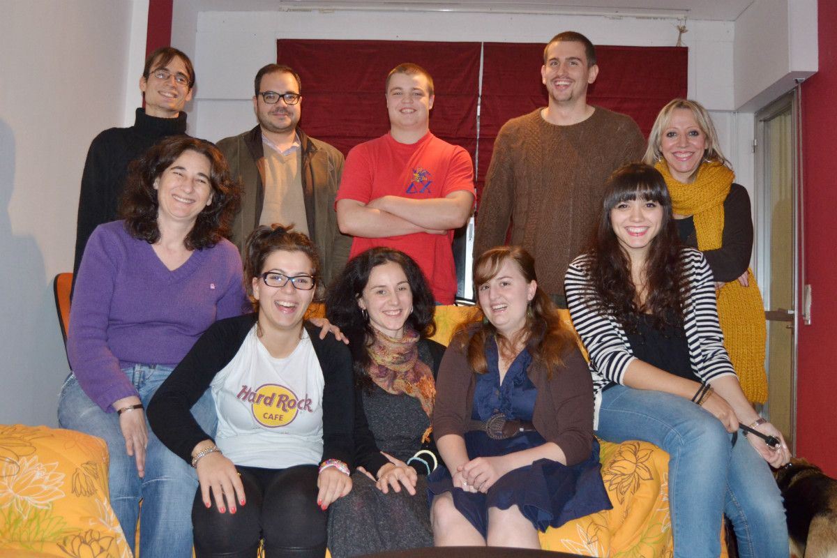 De pié: Quicke, Corbacho, Joyce, Blyth y la coordinadora de la Casa Inglesa, Teresa González. Sentadas: Fente, Cariari, Fandiño, Iekel y Sobrino