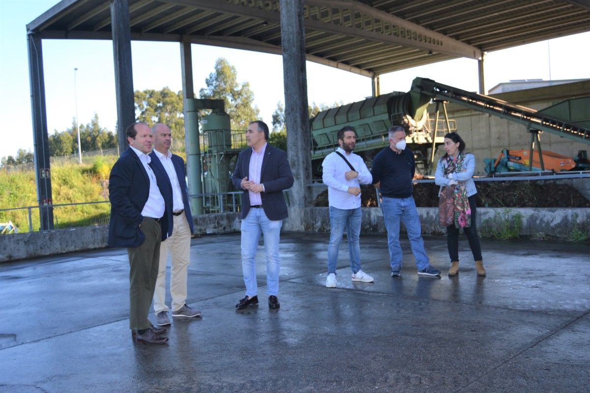 Visita del presidente de Sogama a la planta residuos de la Mancomunidade do Morrazo