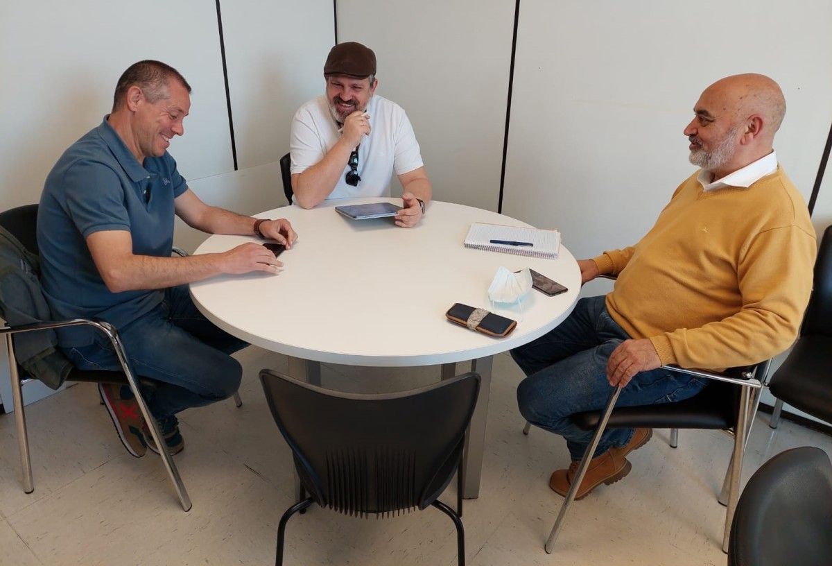 Reunión do concelleiro de educación con representantes da Fanpa