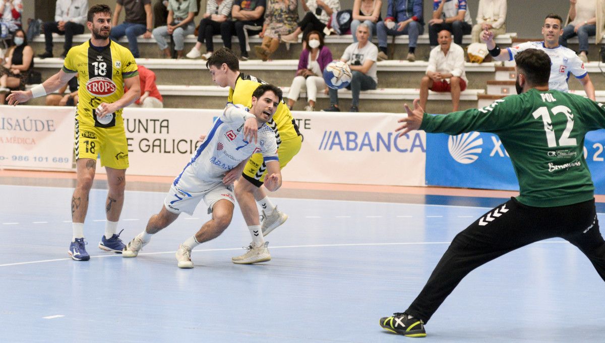 Partido de División Honra Prata entre Cisne e Trops Málaga