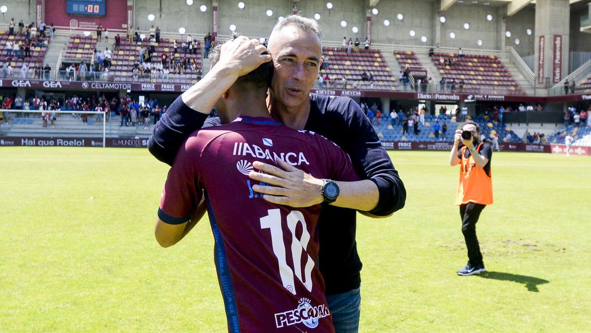 Ángel Rodríguez, en el partido de liga entre Pontevedra y Salamanca CF UDS en Pasarón