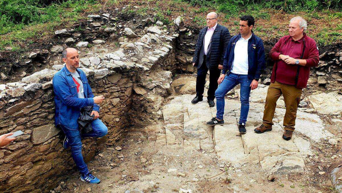 Excavación arqueológica en Ons