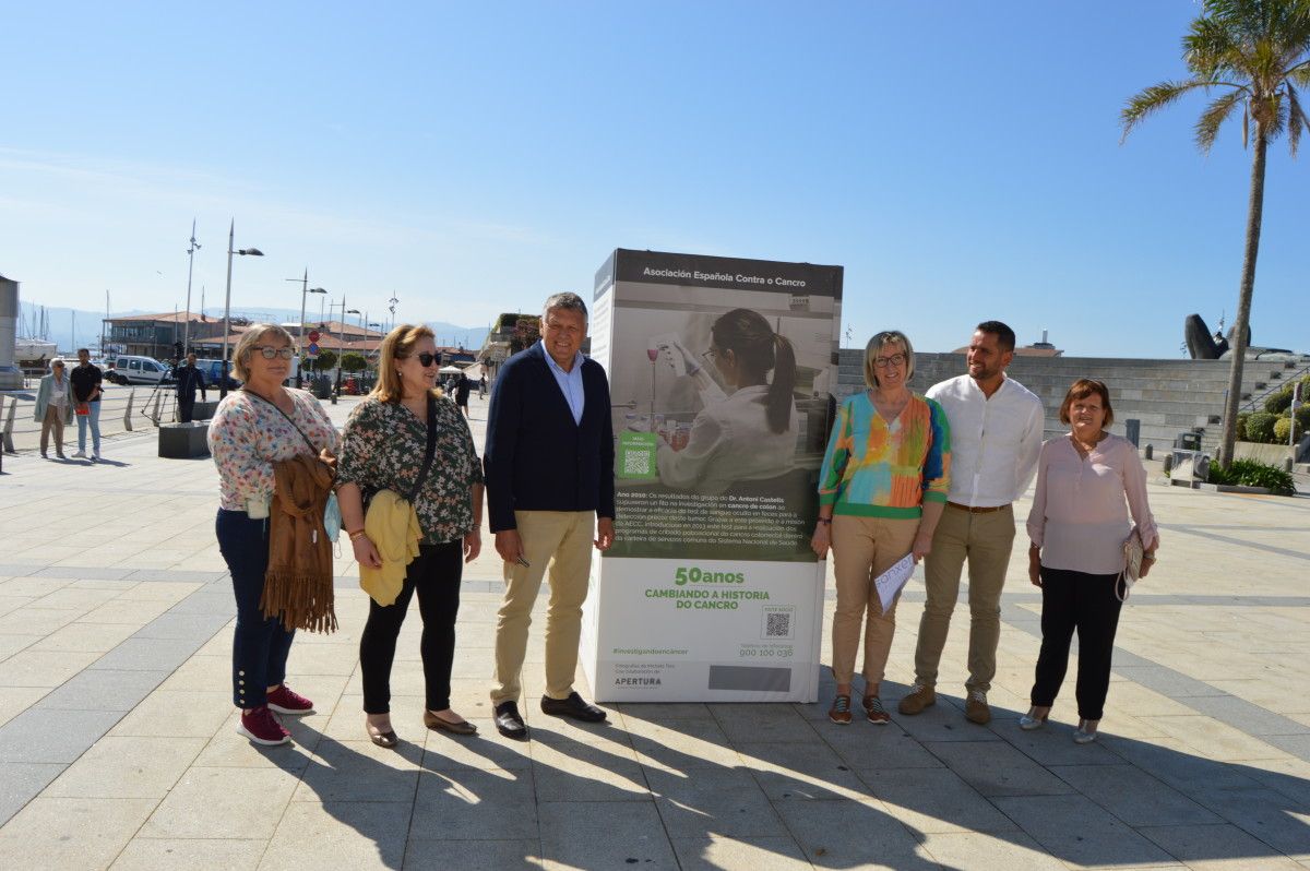 Exposición '50 anos cambiando a historia do cancro' en Sanxenxo