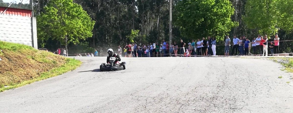 Participante en la Bajada de Carrilanas de Barro