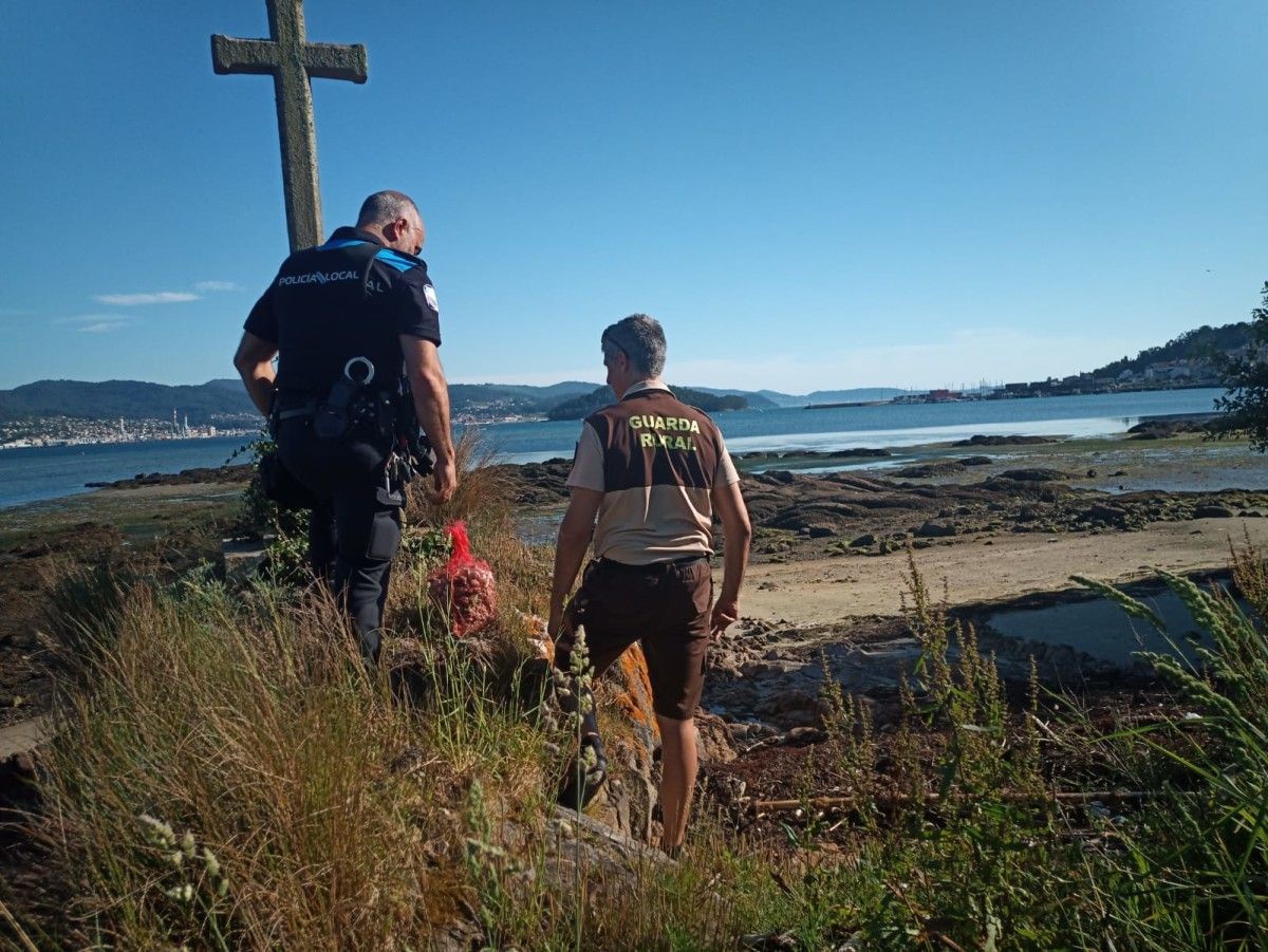 Intervención en la playa de la Pinela
