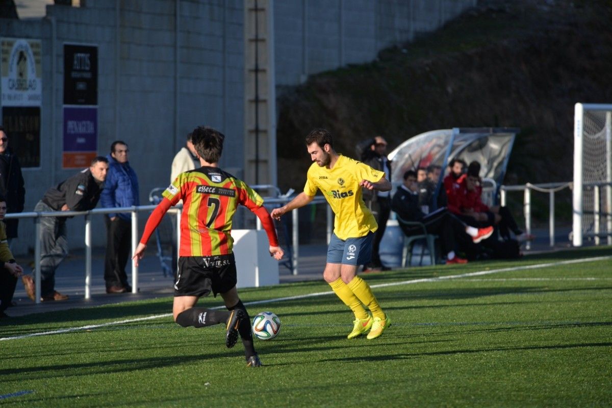 Partido entre Xuventú Sanxenxo y Laracha en Baltar de Arriba