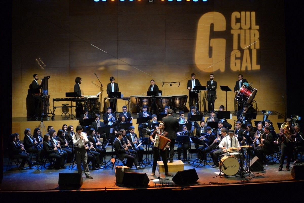 Concerto de Caxade e a Banda de Música de Bandeira durante Culturgal