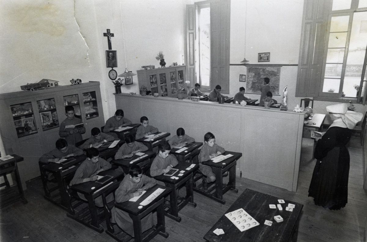 Aula del Hogar Provincial Graña entre 1950 y 1955