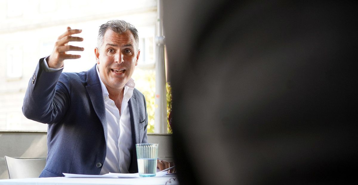 Rafa Domínguez, presidente local del PP, realizaba un balance de los tres años de gobierno municipal