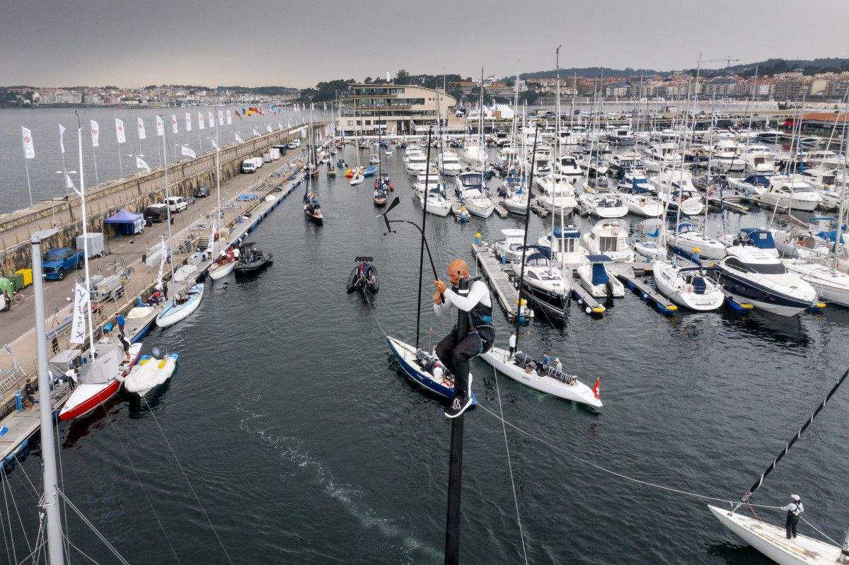 A frota do Mundial da clase 6M no Real Club Náutico de Sanxenxo