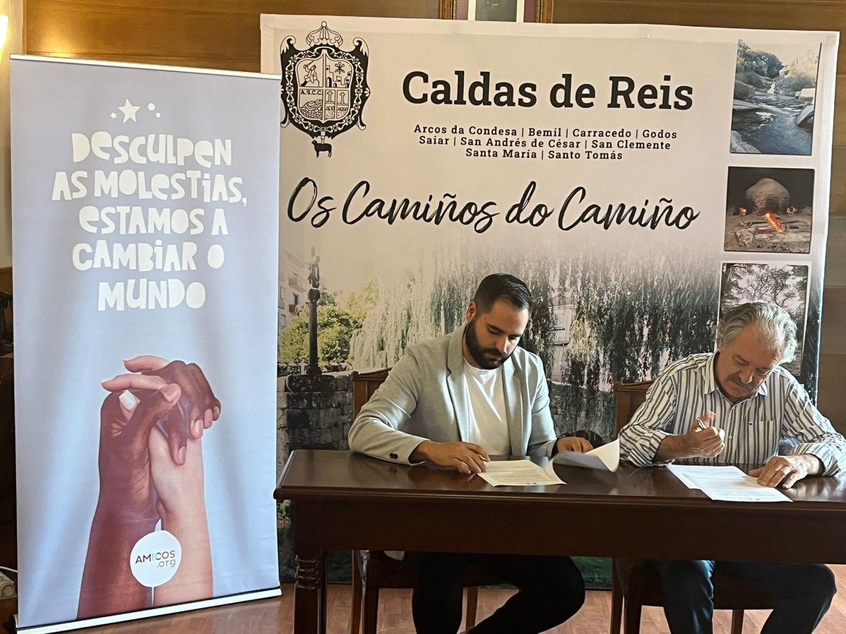 Caldas de Reis firma un convenio con la Asociación Amicos 