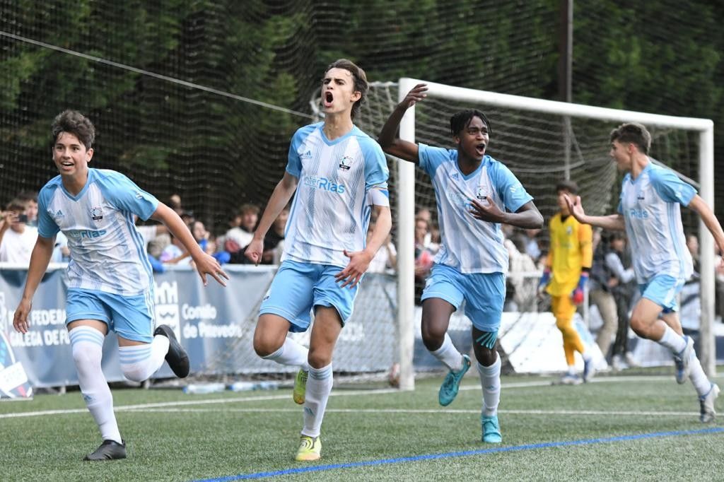 Galicia Sub-16 celebra o seu triunfo no Campionato de España na Xunqueira