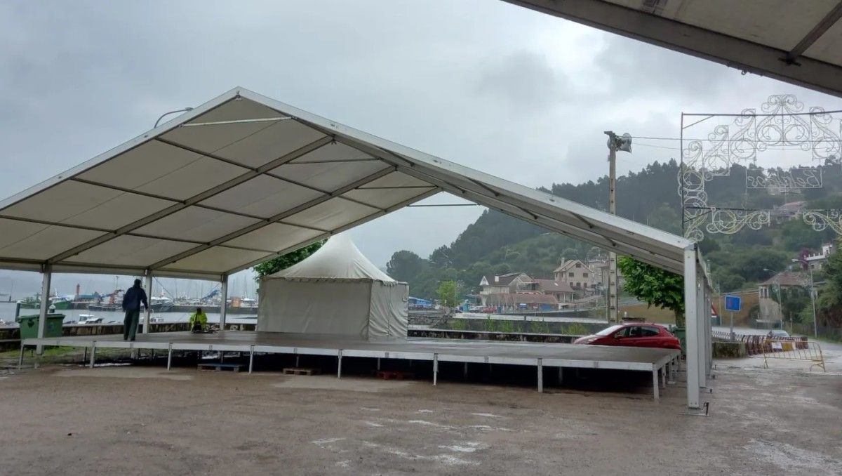 Carpa para celebrar la Festa do Mar