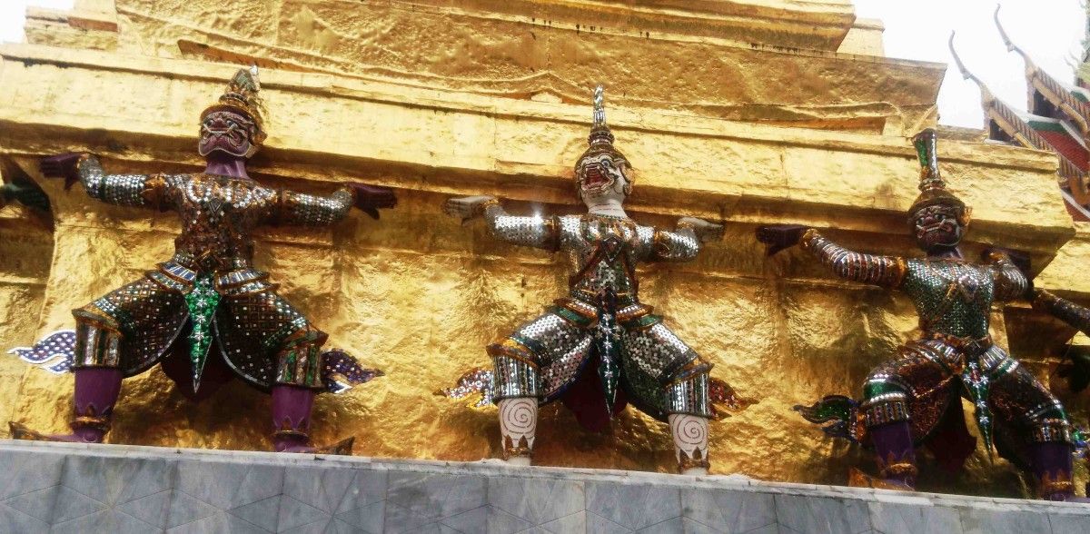 Gardiáns do templo do Buda Esmeralda