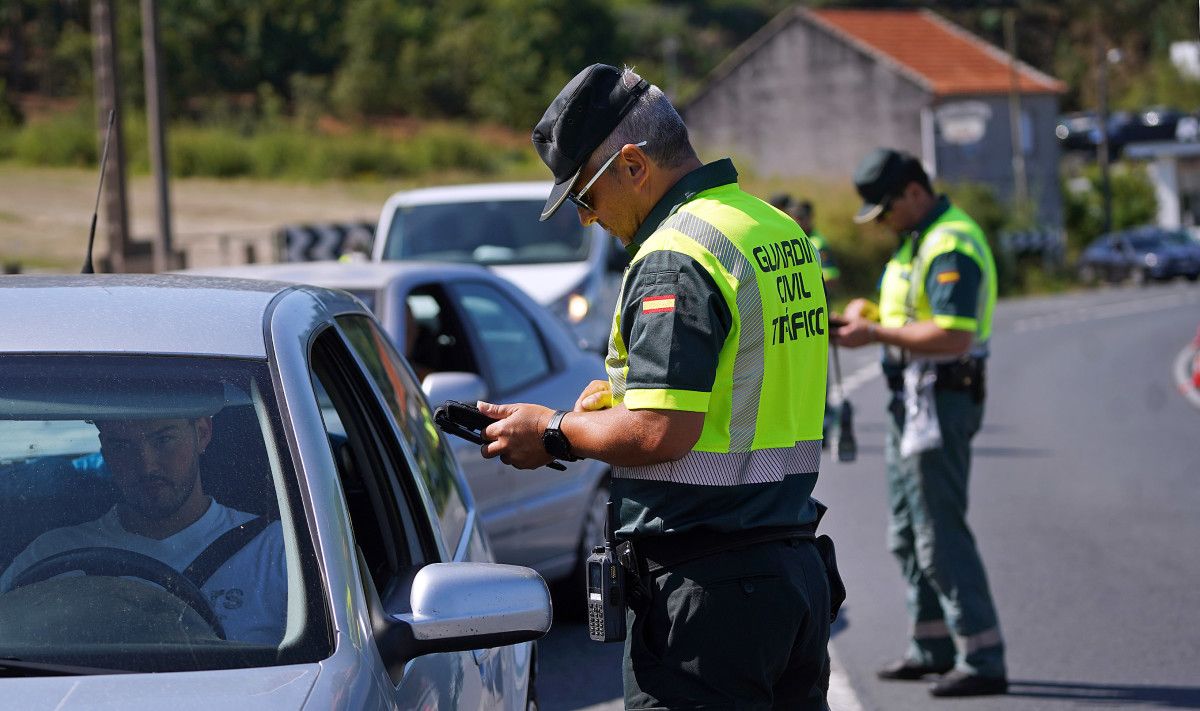 Control de tráfico da Garda Civil