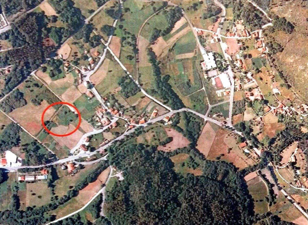 Zona onde está prevista a construción da Residencia de Maiores de Carballedo