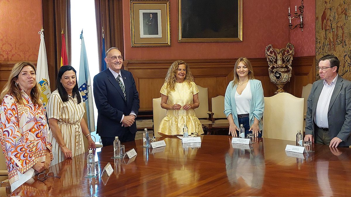 Recepción de Carmela Silva al rector de la Universidade de Vigo, Manuel Reigosa