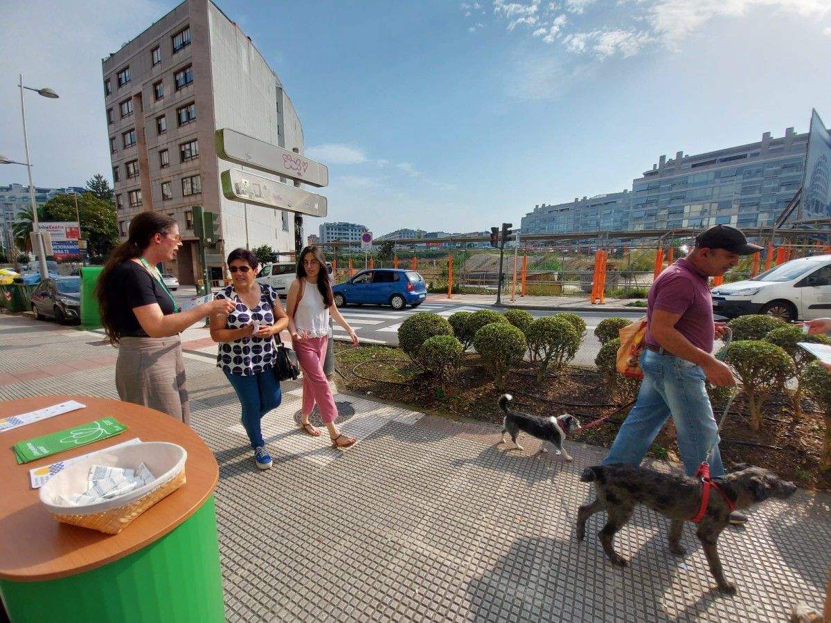 Repartición de información da campaña "Este verán non xogues co sol"