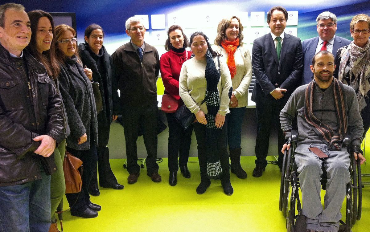 Entrega de axudas da Obra Social "la Caixa" a entidades sociais de Pontevedra