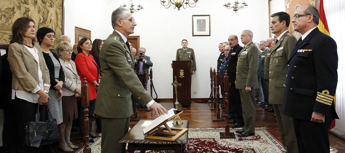 El coronel Ángel de Miguel Campos toma posesión como nuevo subdelegado de Defensa en Pontevedra