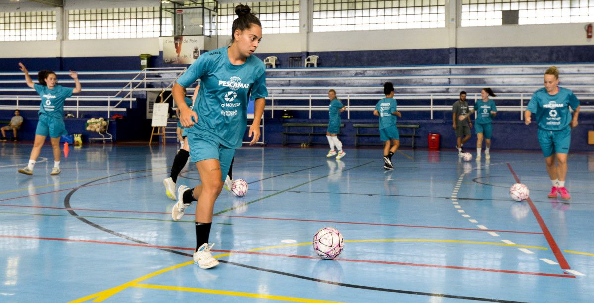 Adestramento do Poio Pescamar 22-23 no pavillón da Seca