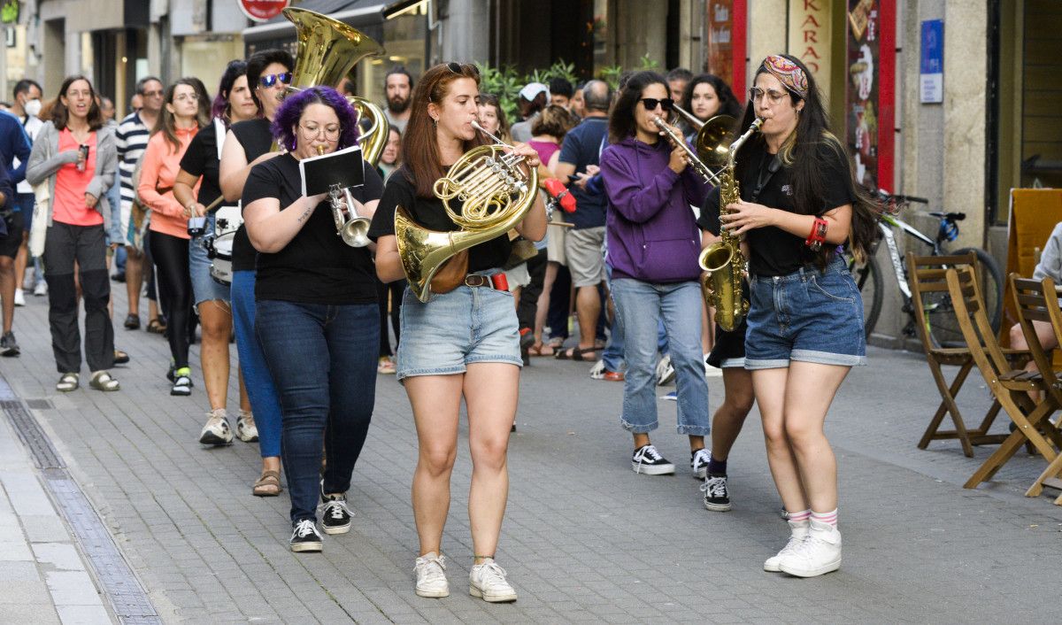 Pasarrúas de Brassica Rape no ciclo Con Voz de Muller