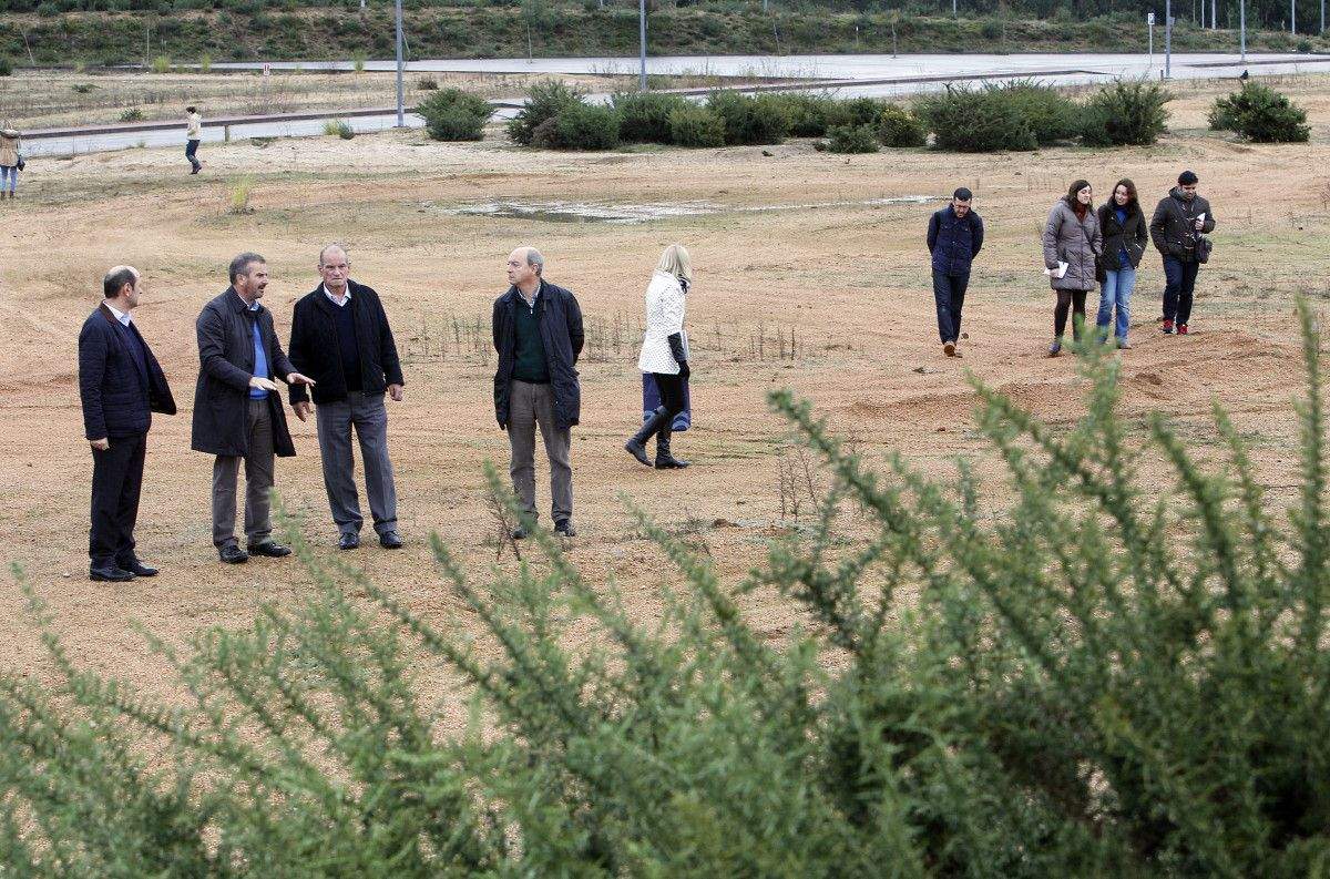 Visita de Magín Froiz y Rafael Louzán al polígono de Barro-Meis