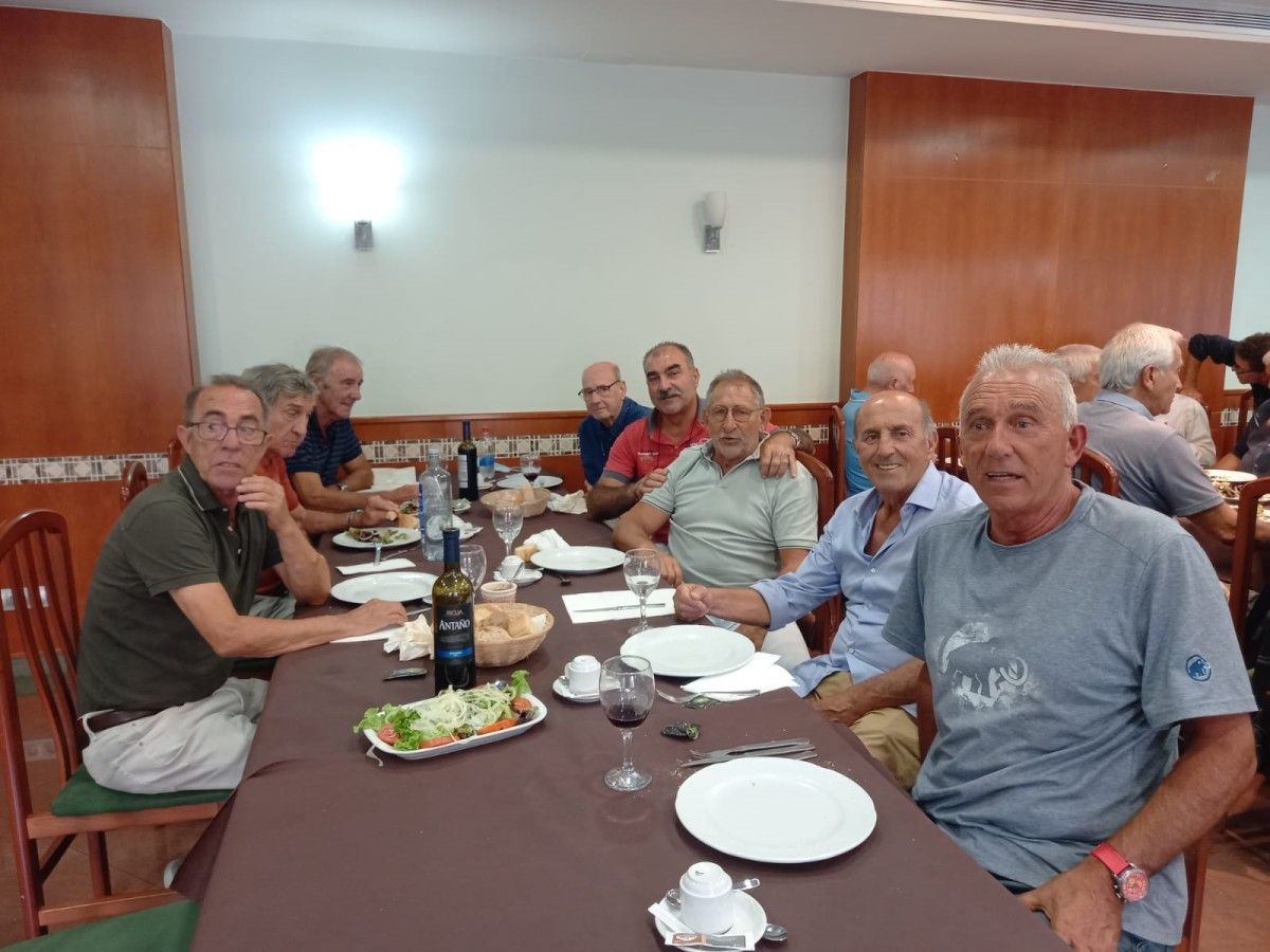 Xuntanza de ex jugadores del Pontevedra CF