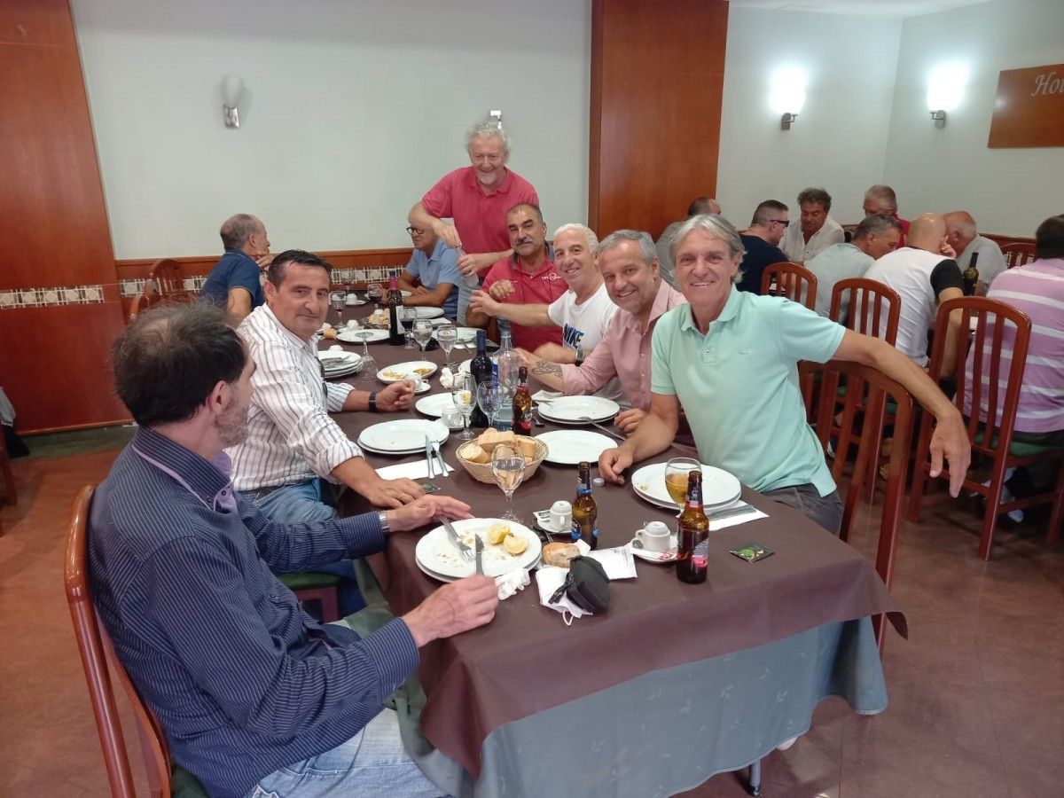 Xuntanza de ex-xogadores do Pontevedra CF do ano 2022
