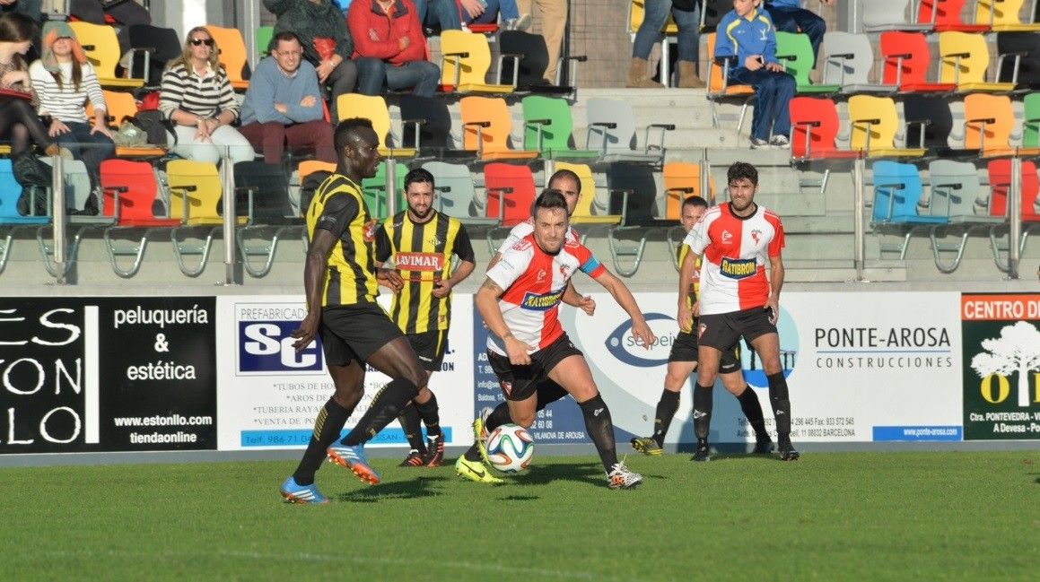 Partido entre Ribadumia y Arosa en A Senra