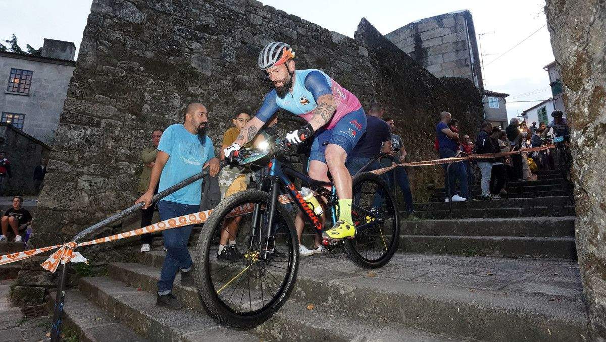 Contrarreloxo nocturna da Costa Atlántica MTB Tour