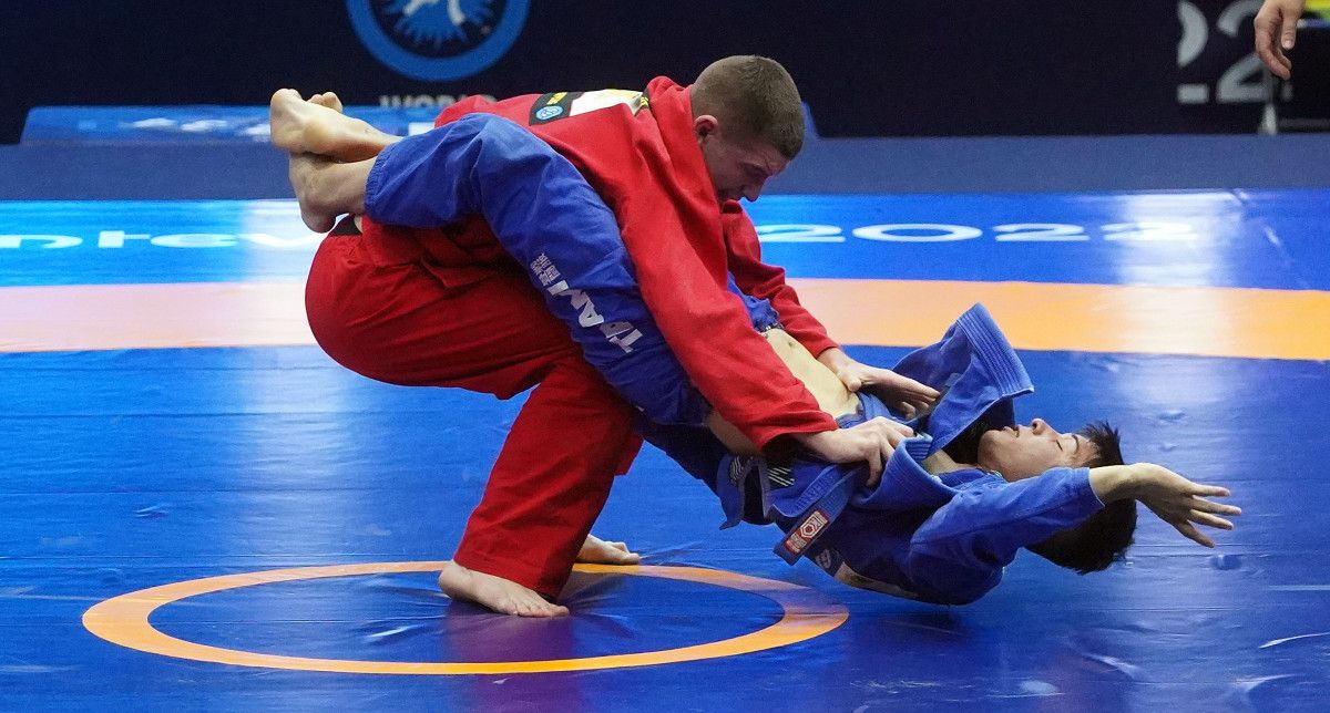 O Pavillón Municipal de Pontevedra alberga os mundiais de loitas olímpicas e grappling