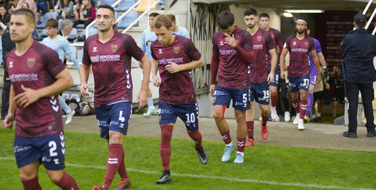 Partido de Primera RFEF entre Pontevedra CF y RC Celta de Vigo B en Pasarón