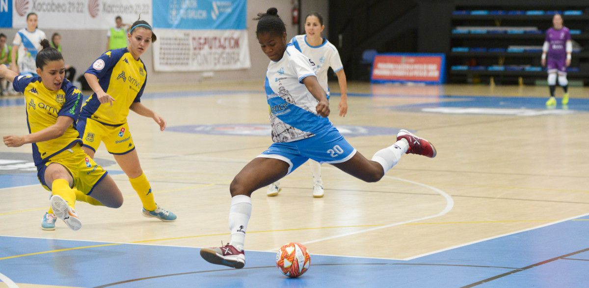 Partido entre Marín Futsal e Alcorcón na Raña