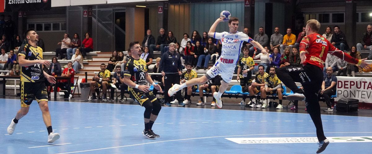 Partido de Copa do Rei entre Cisne e Ángel Ximénez