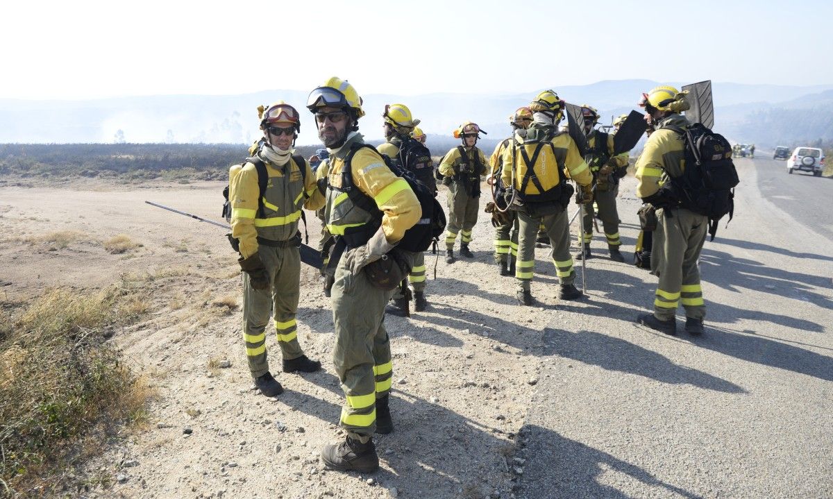Medios de extinción en el incendio de Caldas y Vilagarcía