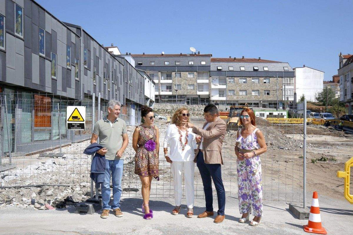 Carmela Silva supervisa obras financiadas pola Deputación en Ponte Caldelas