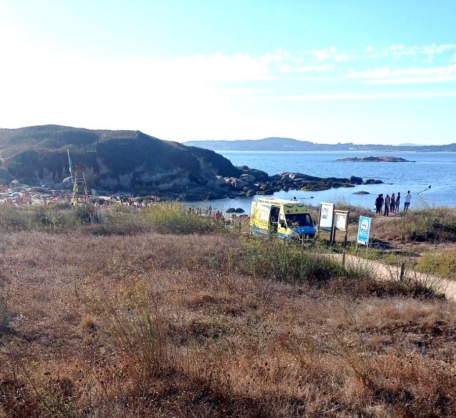 Praia de Areas Gordas onde falecía afogado o veciño de Noalla 