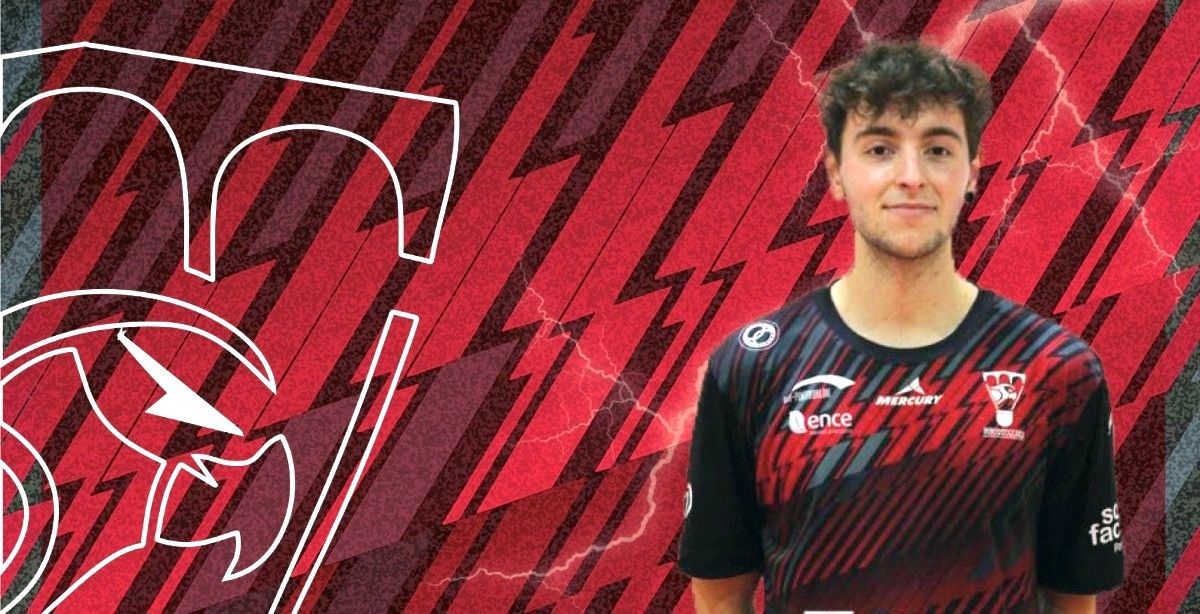 O capitán Alejandro Rodríguez renova co Ravachol Pontevedra