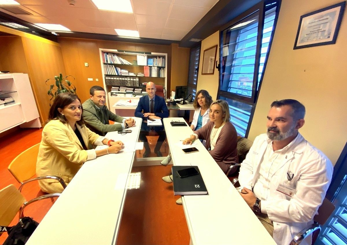 Reunión del alcalde de Cuntis con la gerencia del Área Sanitaria