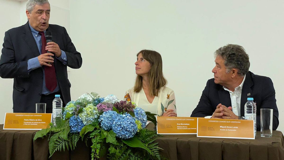 El alcalde de Pontevedra en el Congreso Cidades que Caminham, en Oporto