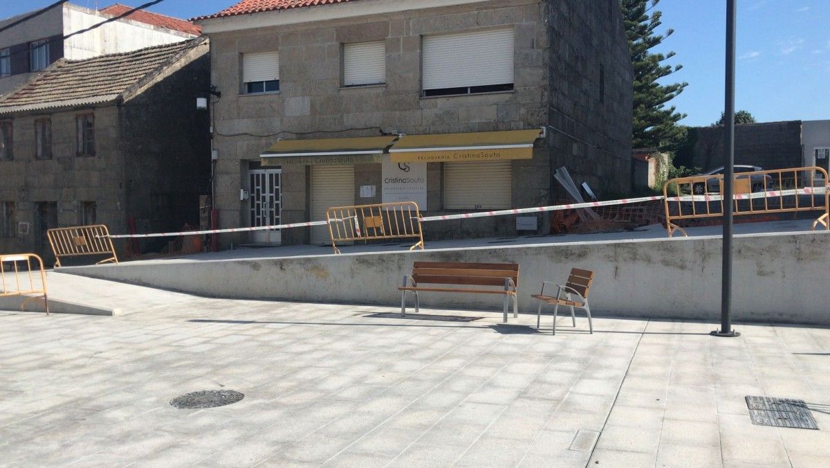 Obra na contorna do Mercado de Seixo