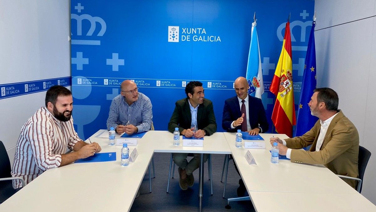 A Xunta traslada ao alcalde de Barro o convenio para as obras de construcción do novo centro de saúde