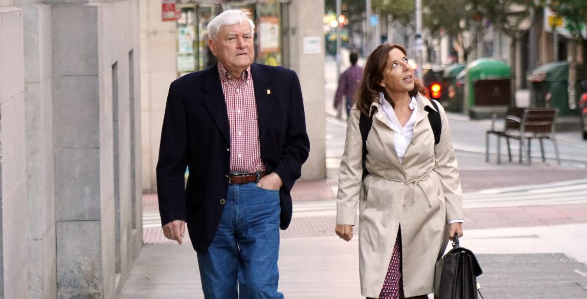 Nené Barral y Carmen Ventoso, a su llegada a la Audiencia de Pontevedra