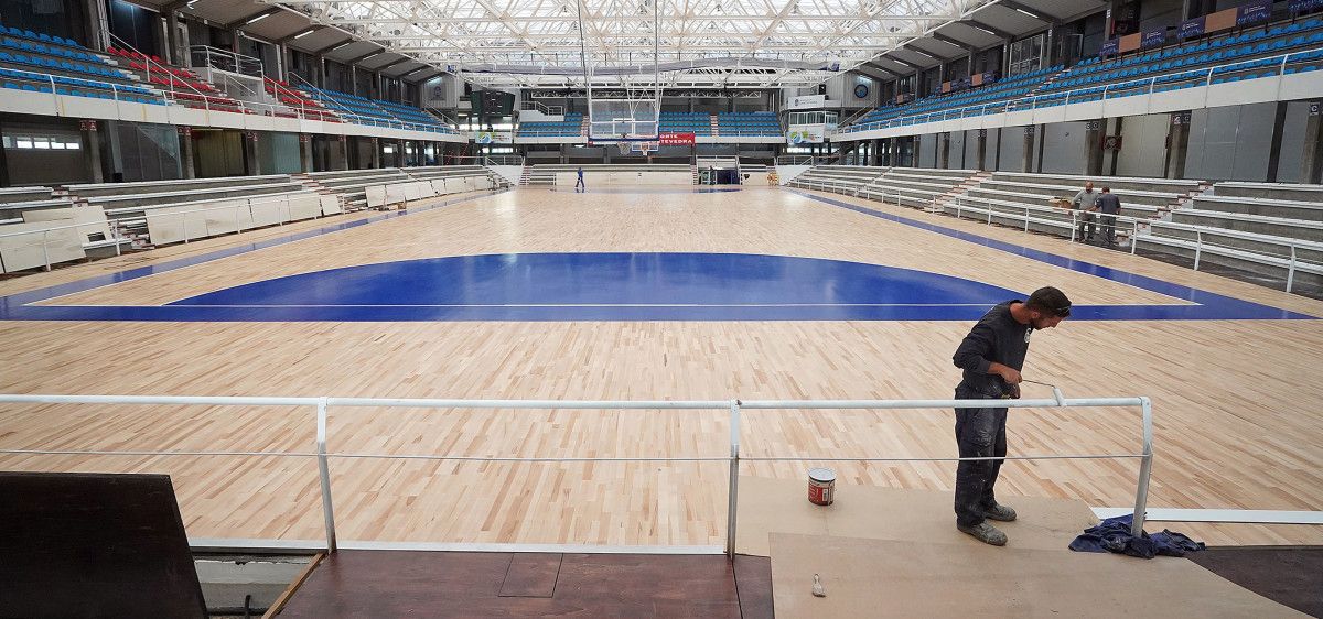 Retoques finais nas obras do Pavillón Municipal dos Deportes
